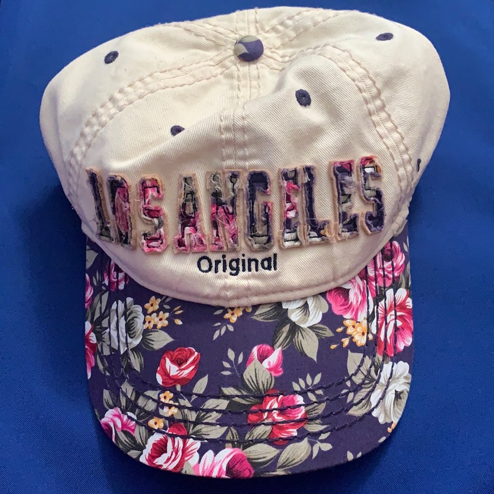Robin Ruth - LA original hat
